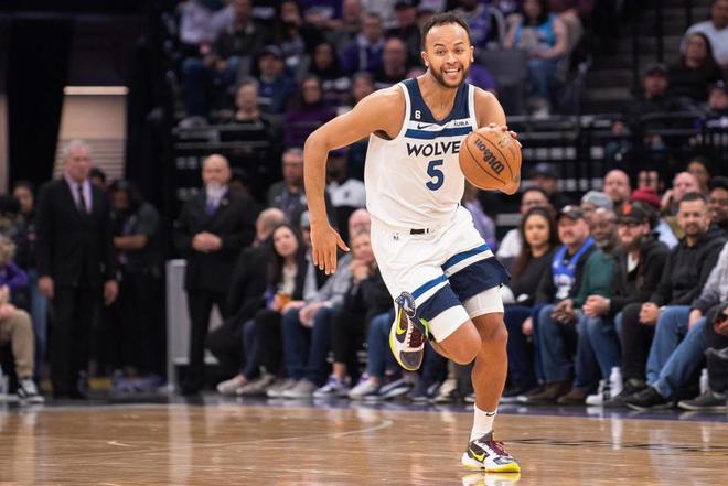 冲刺阶段印第安纳步行者扳平良机：CBA季后赛节点到来，目标明确，训练强度明显提升的简单介绍